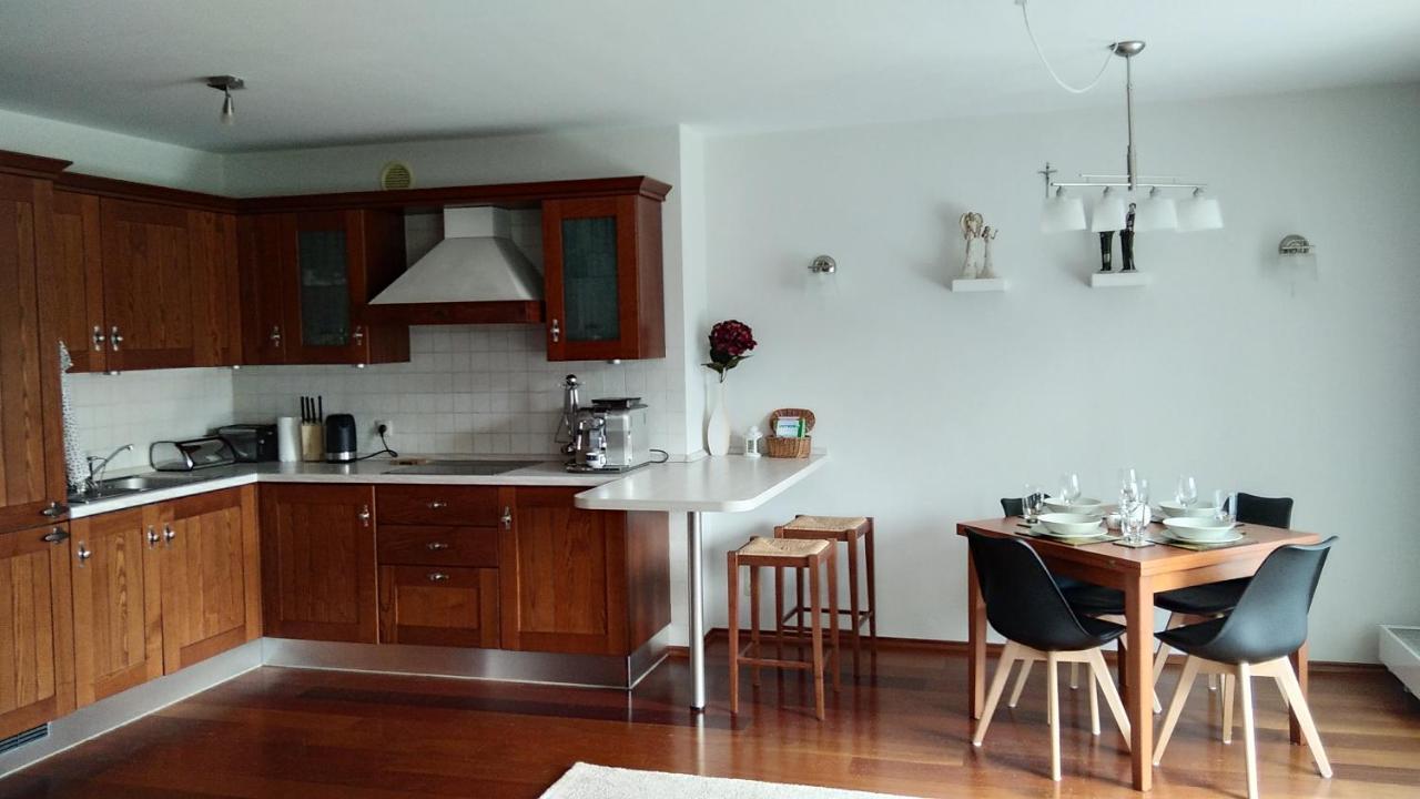 Antresola Apartament Zeta Park Устронь Экстерьер фото